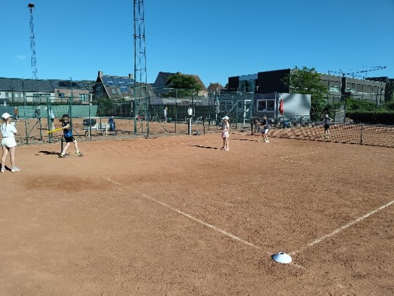 Sfeerfoto tennisles 2026